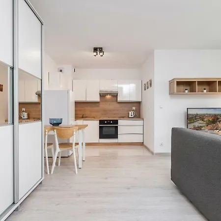 Exclusive Teczowa With Underground Parking By Renters Vratislav
