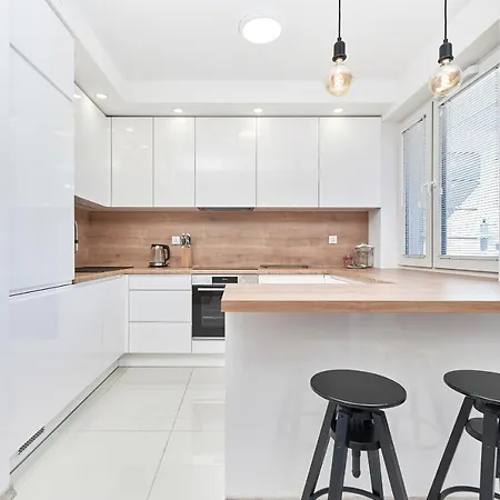 Exclusive Teczowa With Underground Parking By Renters Apartamento *