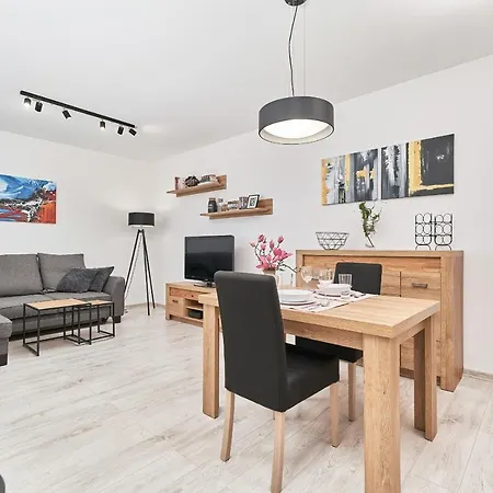 Apartamento Exclusive Teczowa With Underground Parking By Renters