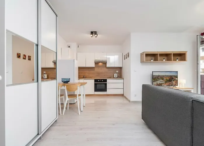 Exclusive Teczowa With Underground Parking By Renters Vratislav