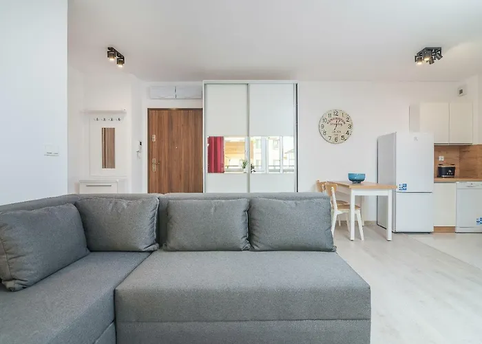 Exclusive Teczowa With Underground Parking By Renters Apartment Wroclaw