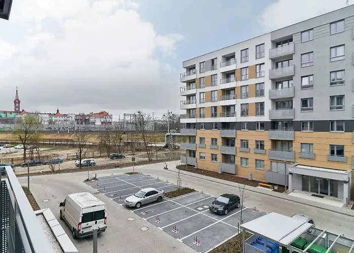 Exclusive Teczowa With Underground Parking By Renters Vratislav